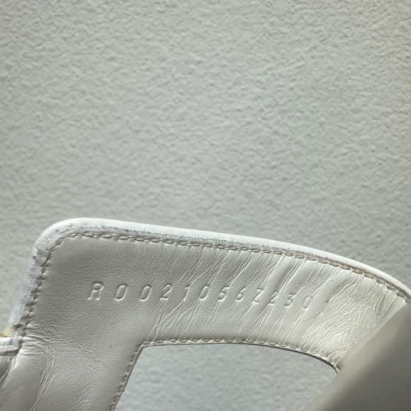 Hermes Oran Sandals Leather White 37 - Picture 9 of 9